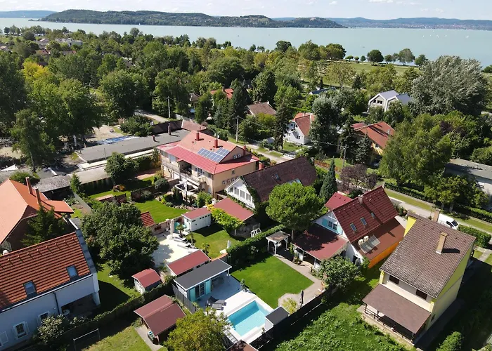 Zamardi Private Villa With Own Pool And Huge Garden, 150M To Longest Free Beach At Balaton