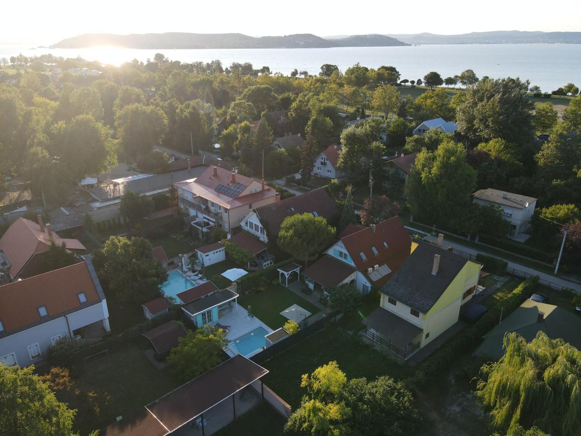 Private With Own Pool And Huge Garden, 150m To Longest Free At Balaton * Zamardi