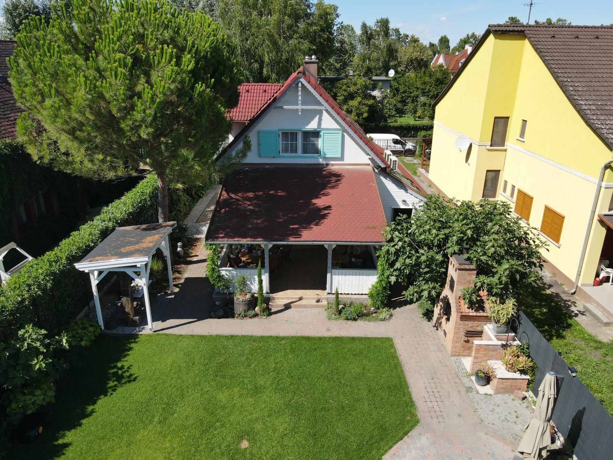 Private With Own Pool And Huge Garden, 150m To Longest Free At Balaton Apartment Zamardi