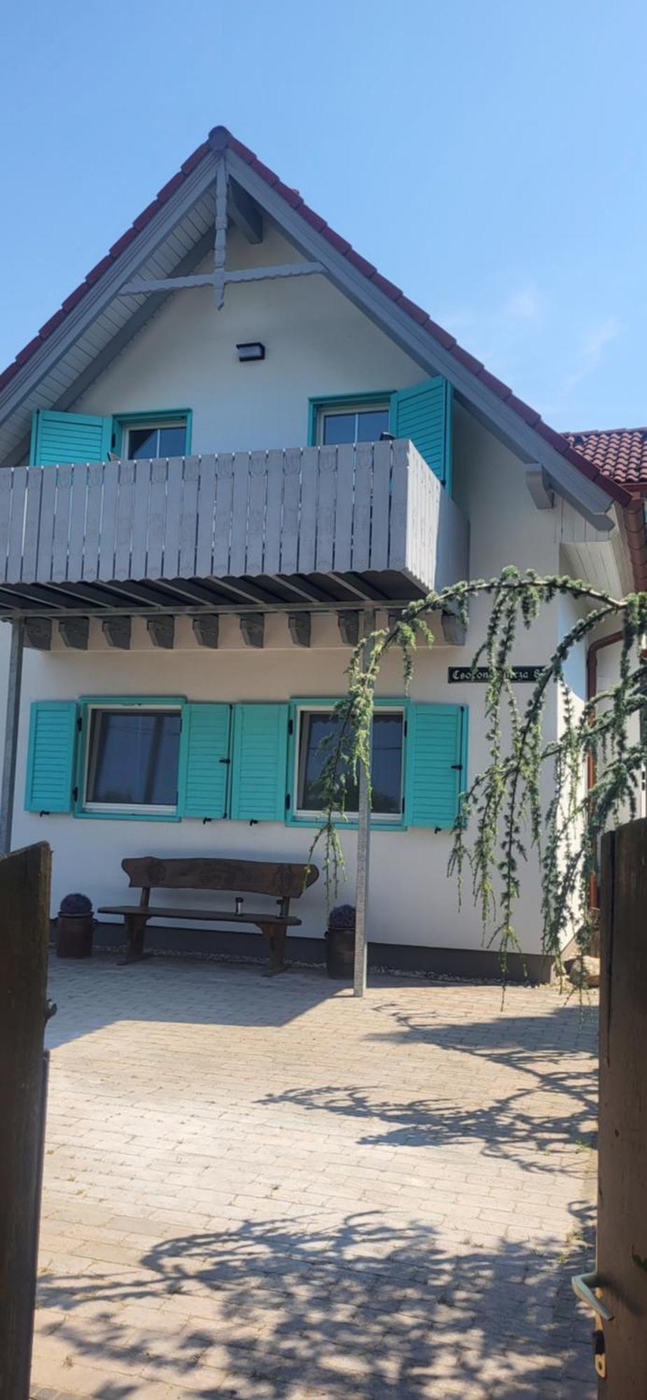 Apartment Private With Own Pool And Huge Garden, 150m To Longest Free At Balaton Zamardi