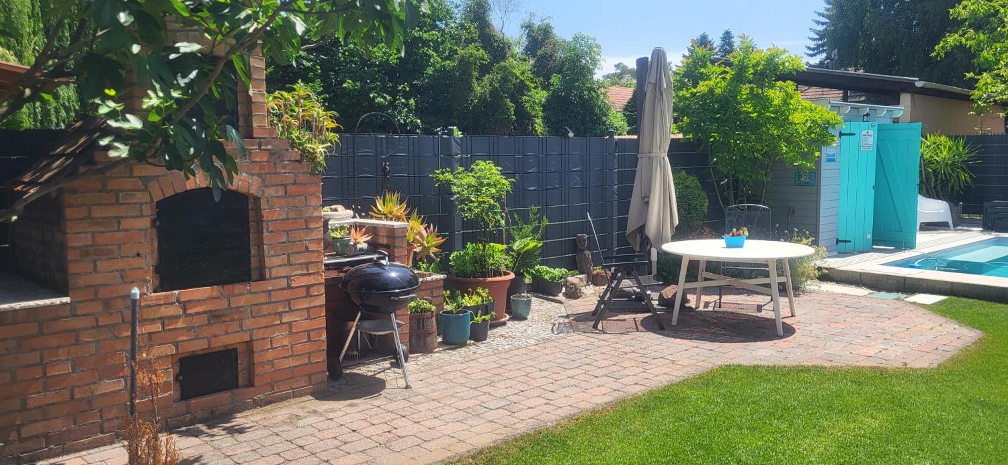 Апартаменты Private With Own Pool And Huge Garden, 150m To Longest Free At Balaton *